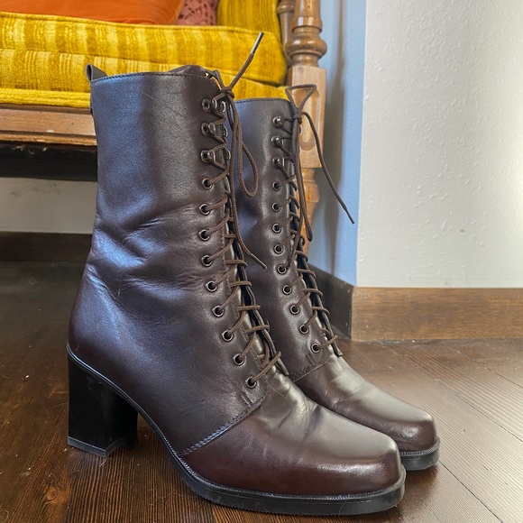 Vintage Dark Brown Lace-Up Boots - Picture 7 of 10